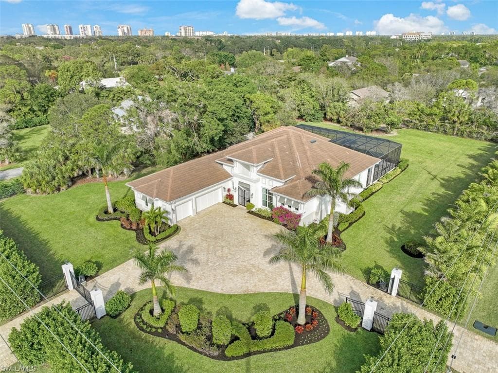 603 West ST NAPLES, FL 34108