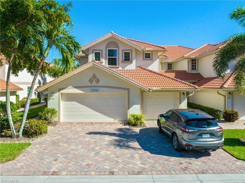22941 Rosedale DR 101 ESTERO, FL 34135