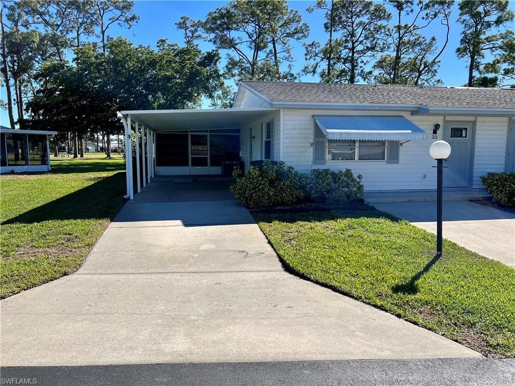 23 Pinewood BLVD LEHIGH ACRES, FL 33936