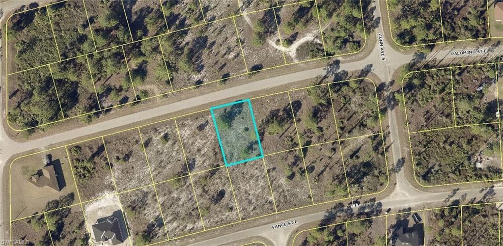816 Palomino ST E LEHIGH ACRES, FL 33974