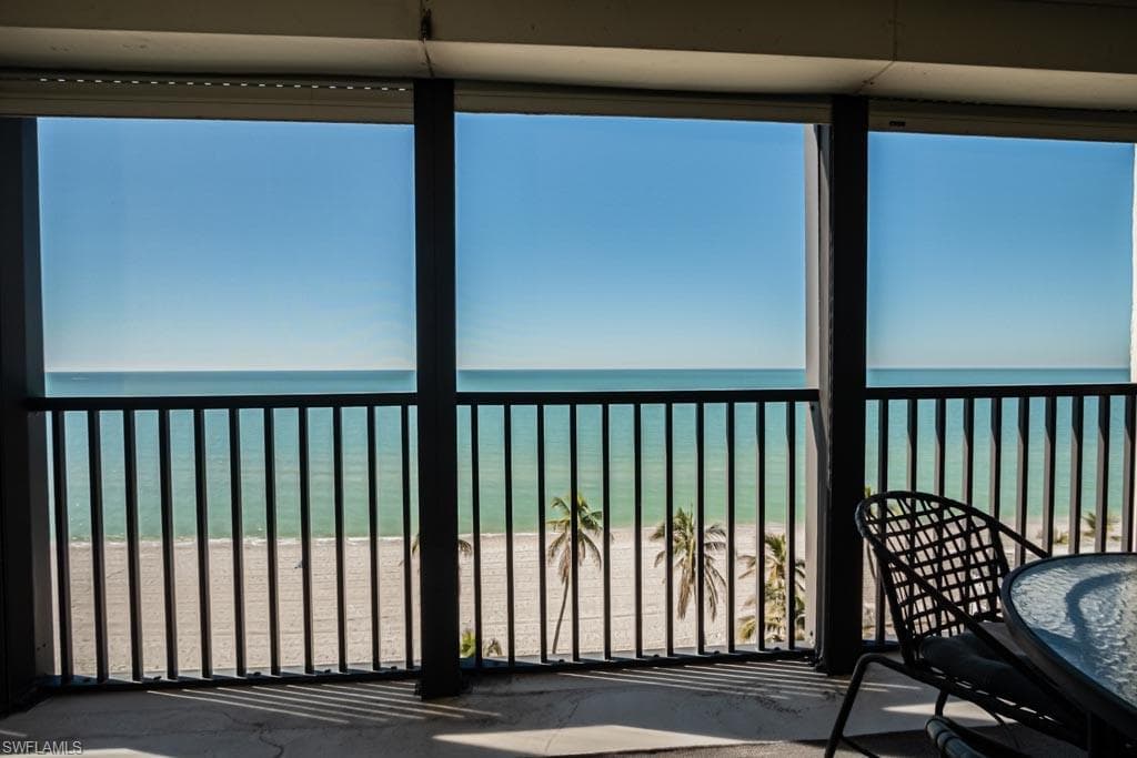 10525 Gulf Shore DR 282 NAPLES, FL 34108