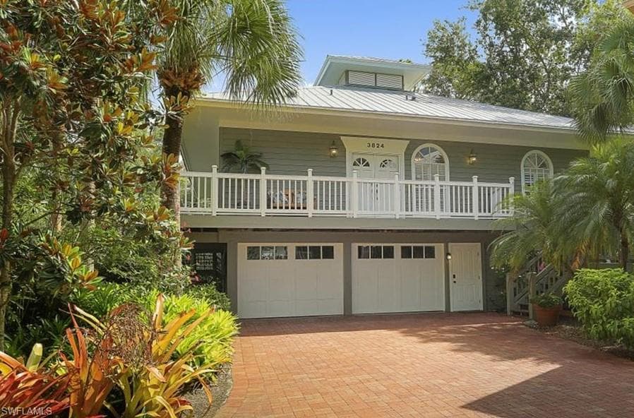 3824 Survey CIR BONITA SPRINGS, FL 34134