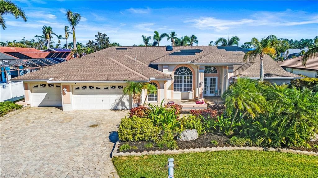 8842 Banyan Cove CIR FORT MYERS, FL 33919