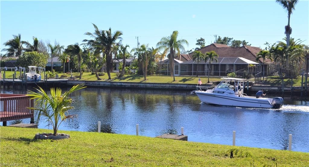 714 SE 43rd ST CAPE CORAL, FL 33904
