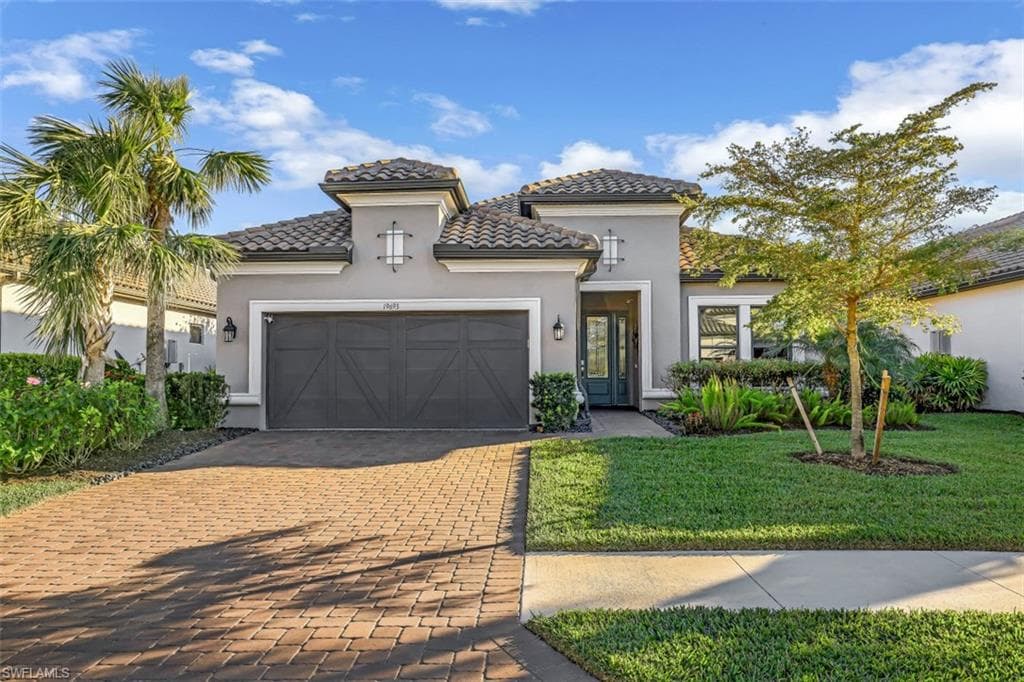 19693 Estero Pointe LN FORT MYERS, FL 33908