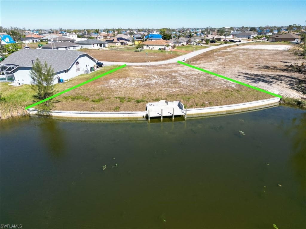 1924 NW 14th ST CAPE CORAL, FL 33993