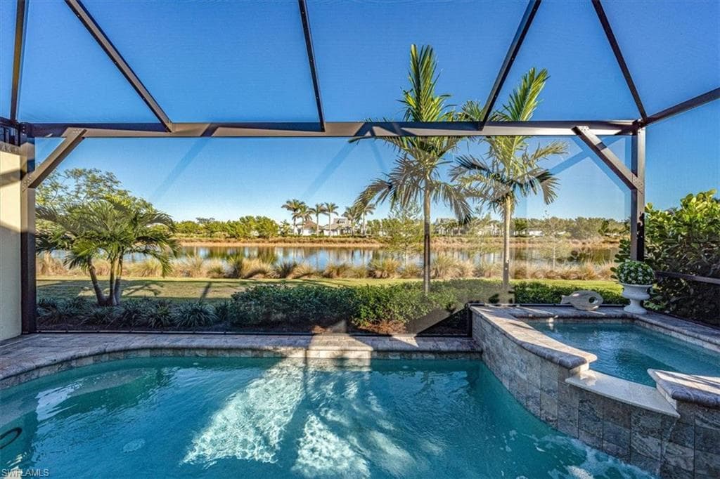 5882 Haiti DR NAPLES, FL 34113