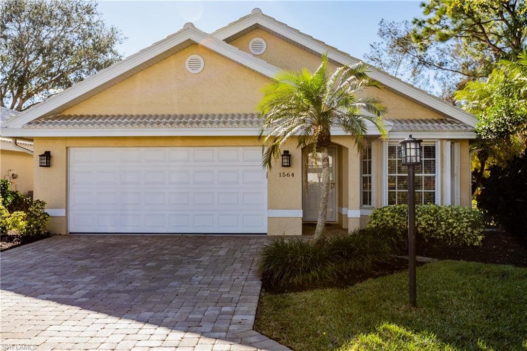 1564 Weybridge CIR 30 NAPLES, FL 34110