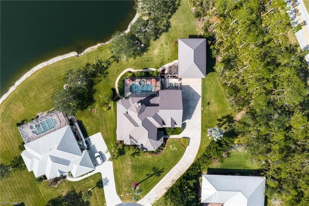 16751 Oak Grove CT ALVA, FL 33920