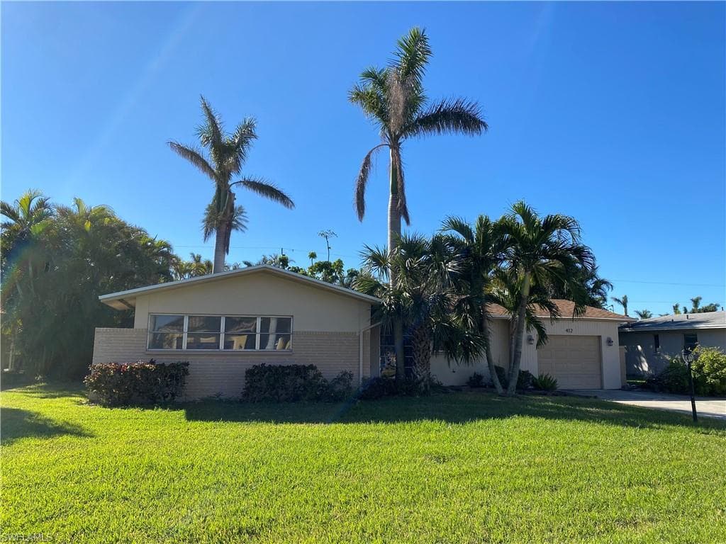 412 Bayshore DR CAPE CORAL, FL 33904