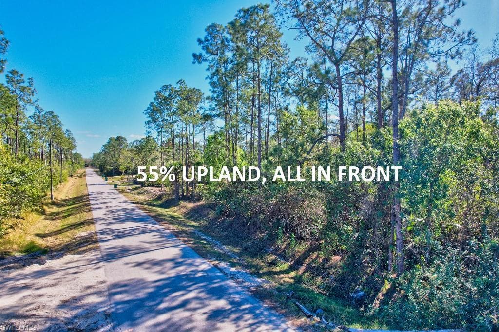 10th AVE NE NAPLES, FL 34117