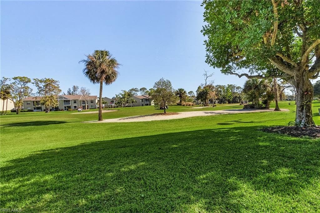 1085 Forest Lakes DR 107 NAPLES, FL 34105