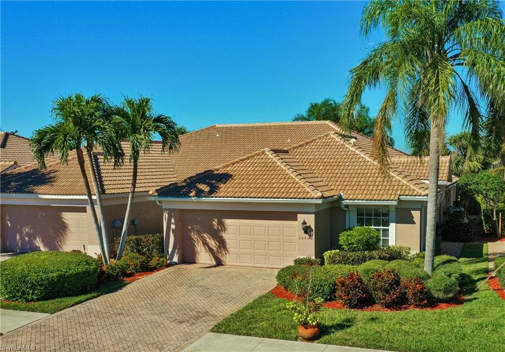 10006 MAJESTIC AVE FORT MYERS, FL 33913