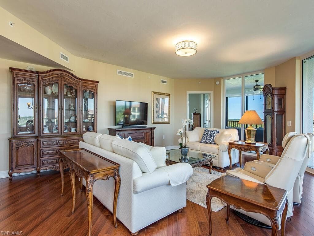 23540 Via Veneto 605 BONITA SPRINGS, FL 34134