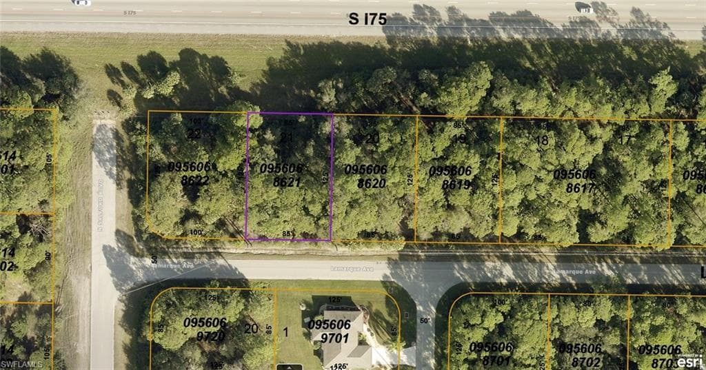 0956068621 Lamarque AVE NORTH PORT, FL 34286