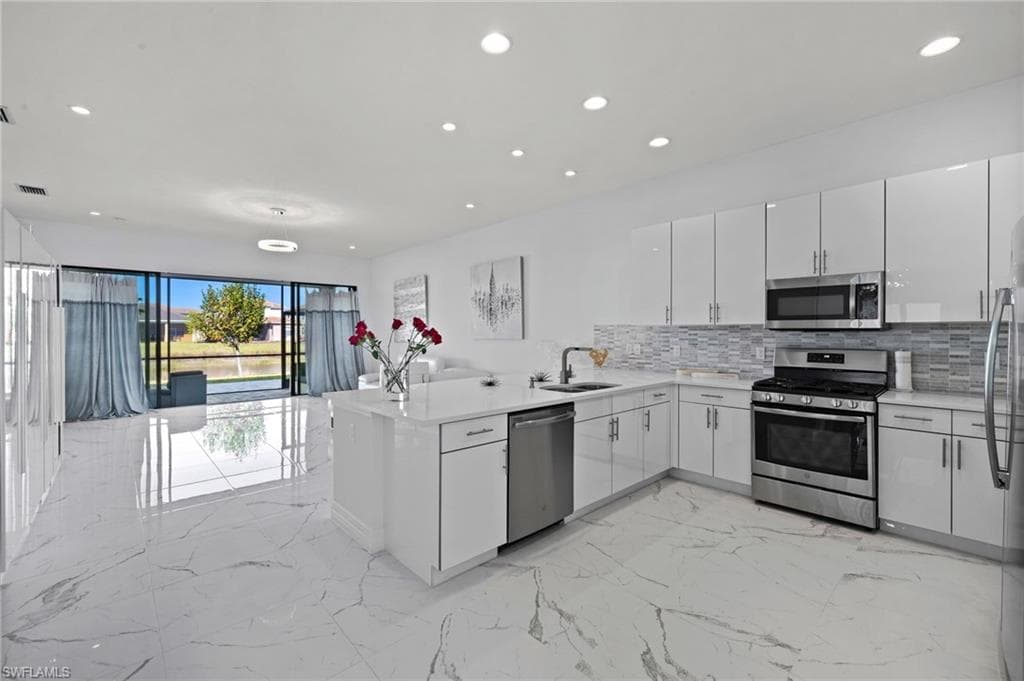4488 Aurora ST NAPLES, FL 34119