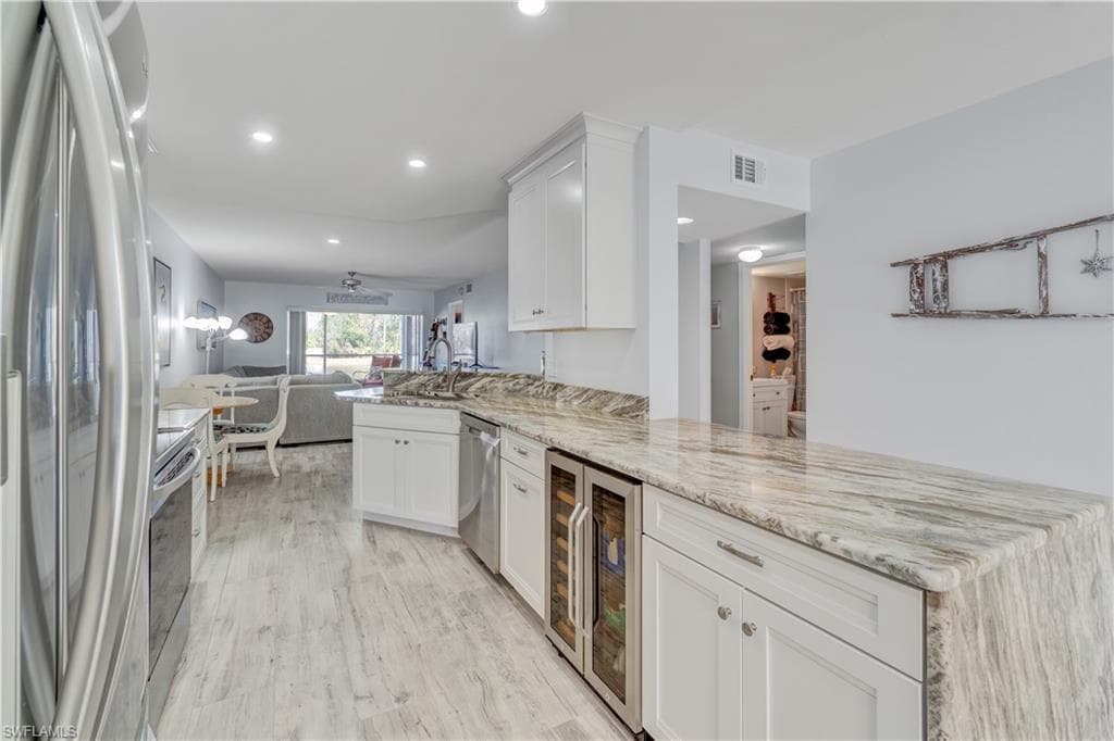 781 Wiggins Lake DR 104 NAPLES, FL 34110