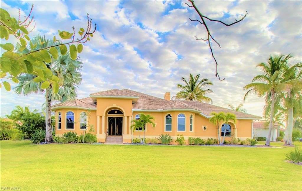 8570 Belle Meade DR FORT MYERS, FL 33908