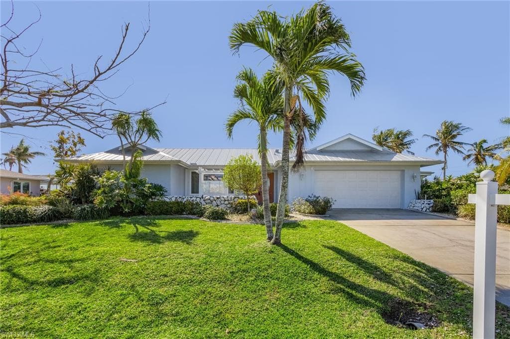 508 SE 33rd ST CAPE CORAL, FL 33904