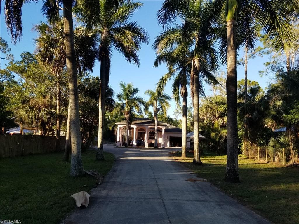 3761 31st AVE SW NAPLES, FL 34117