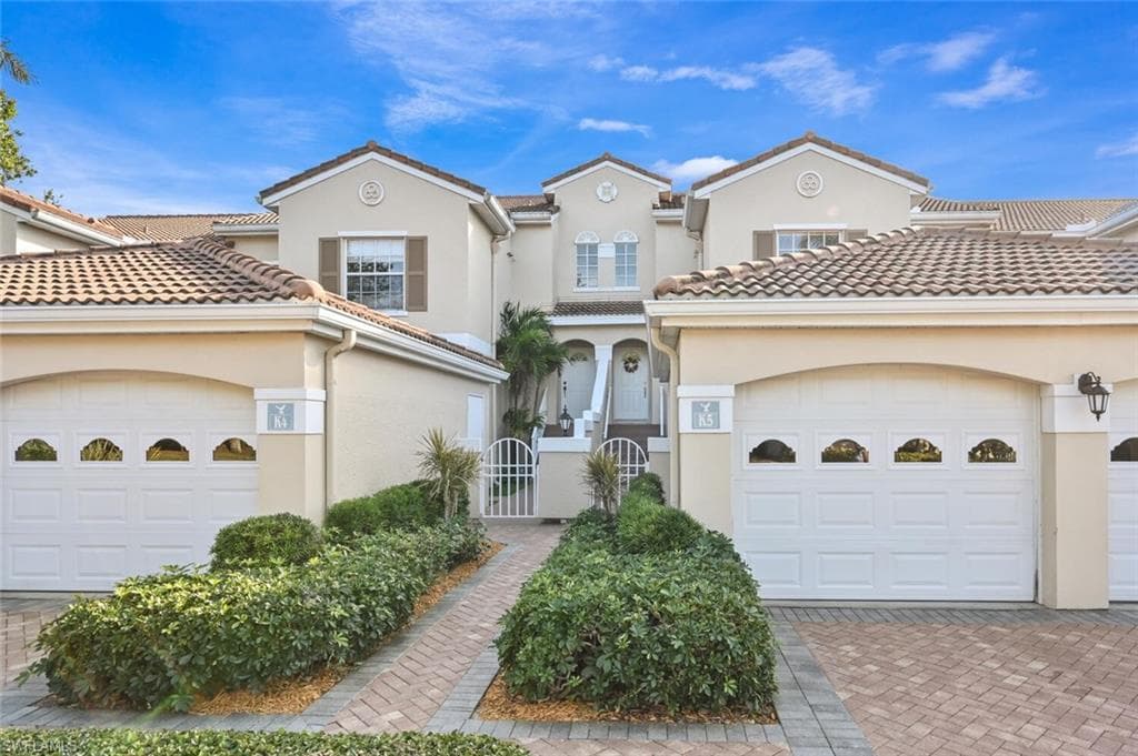 8365 Excalibur CIR K5 NAPLES, FL 34108