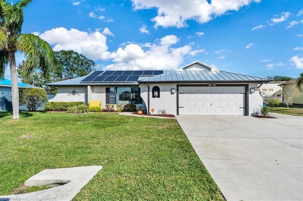 8061 Kansas RD FORT MYERS, FL 33967