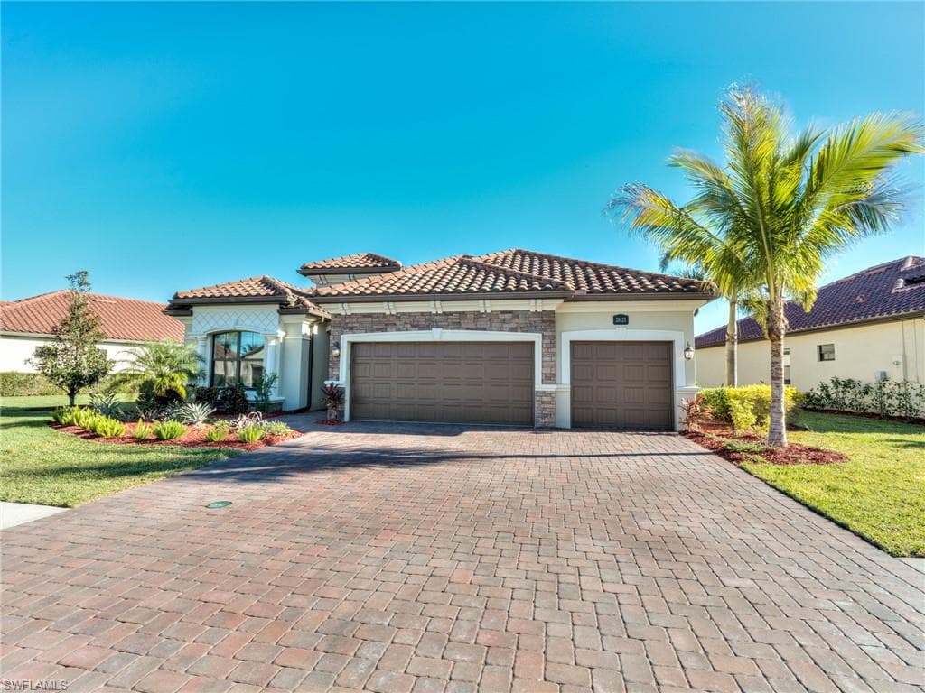 28123 Wicklow CT BONITA SPRINGS, FL 34135