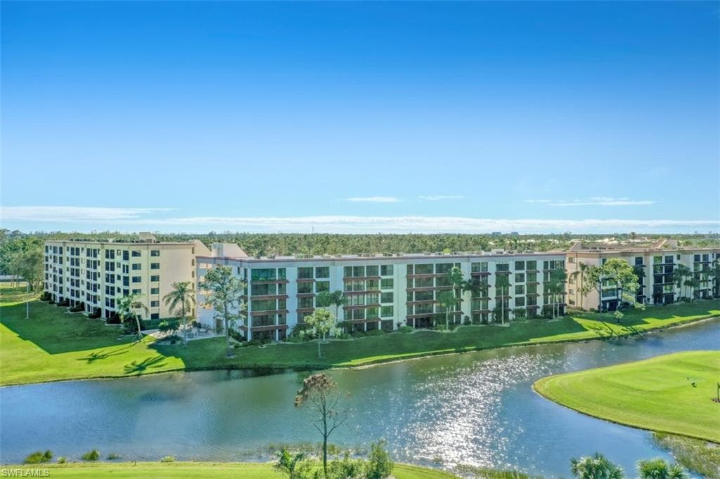 7410 Lake Breeze DR 205 FORT MYERS, FL 33907