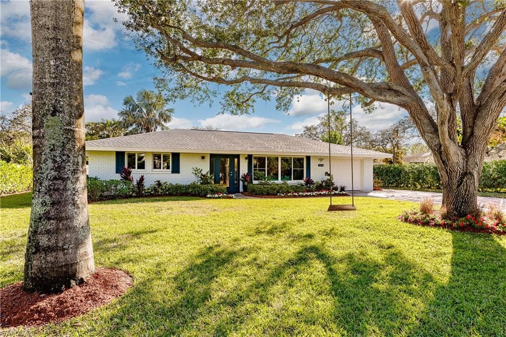 2650 13th ST N NAPLES, FL 34103