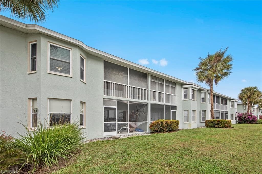 865 New Waterford DR S-204 NAPLES, FL 34104