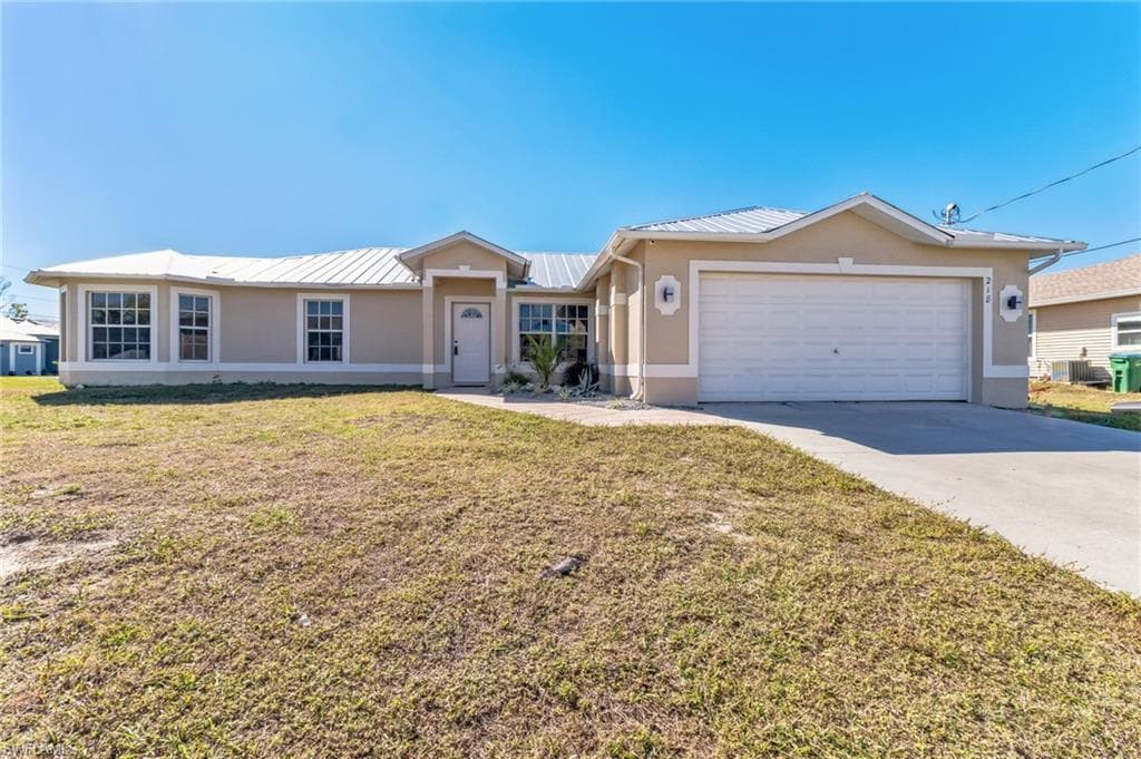 218 SW 10th PL CAPE CORAL, FL 33991