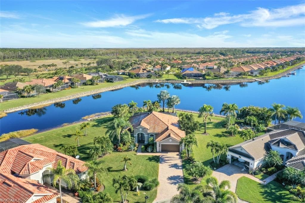 9423 Copper Rock CT NAPLES, FL 34120