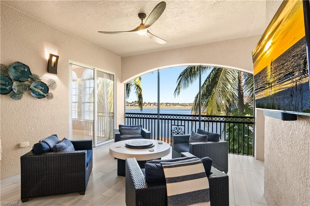 3164 Serena LN 202 NAPLES, FL 34114