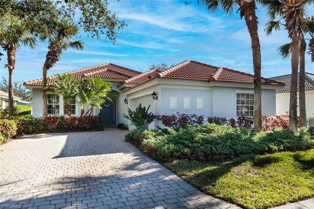 21753 Masters CIR ESTERO, FL 33928