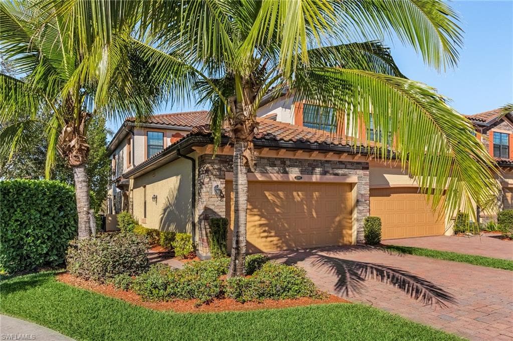 28100 Cookstown CT 2201 BONITA SPRINGS, FL 34135