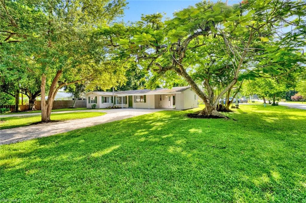 4106 Riverside DR FORT MYERS, FL 33901