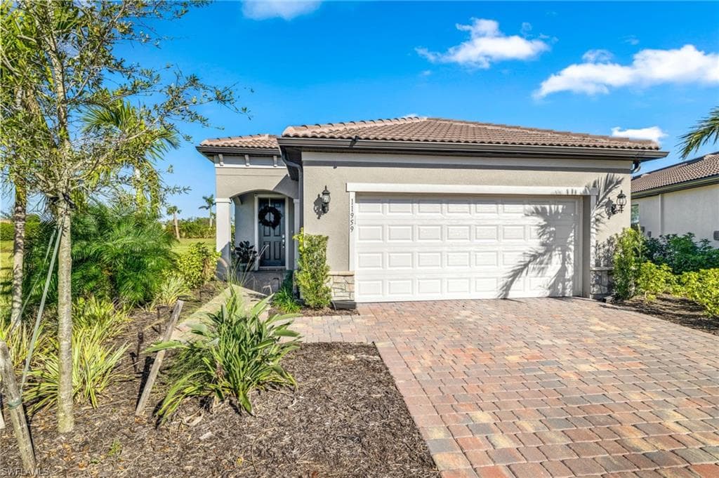 11959 Westmoreland WAY FORT MYERS, FL 33913