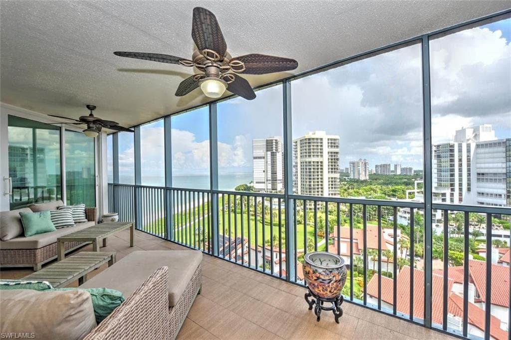 4651 Gulf Shore BLVD N 1107 NAPLES, FL 34103