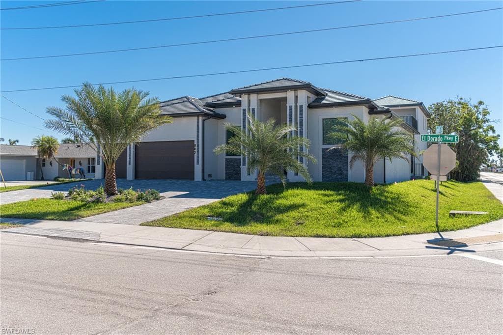 802 el dorado PKWY E CAPE CORAL, FL 33904