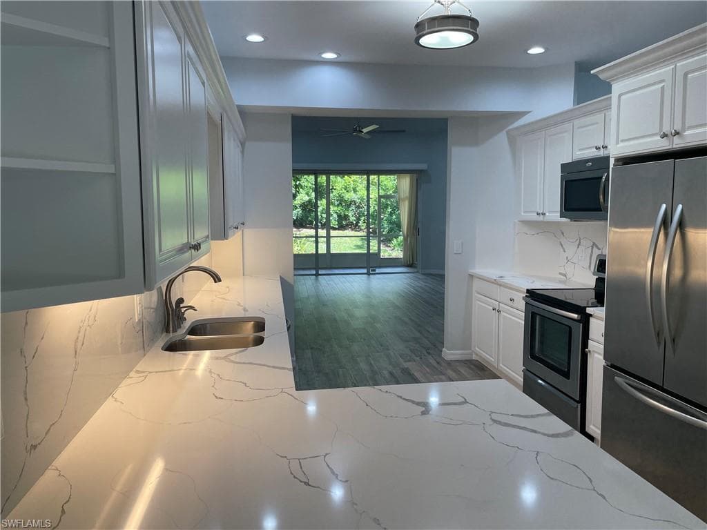 3442 Wildwood Lake CIR BONITA SPRINGS, FL 34134