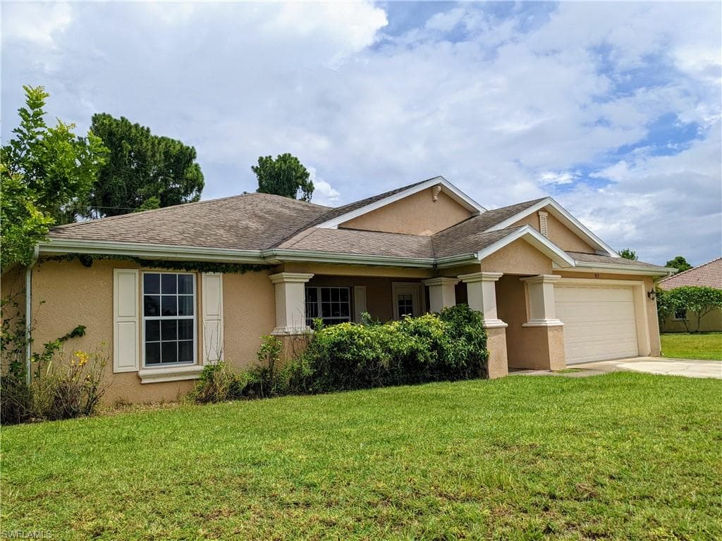 917 SW 22nd TER CAPE CORAL, FL 33991