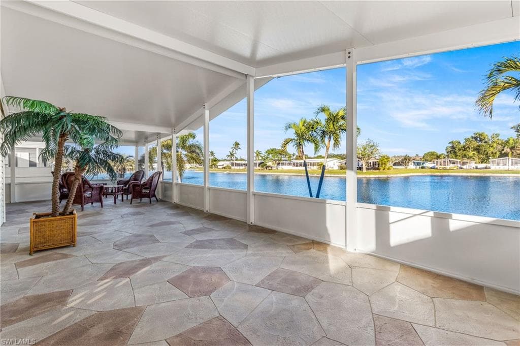 109 Oceans BLVD 109 NAPLES, FL 34104