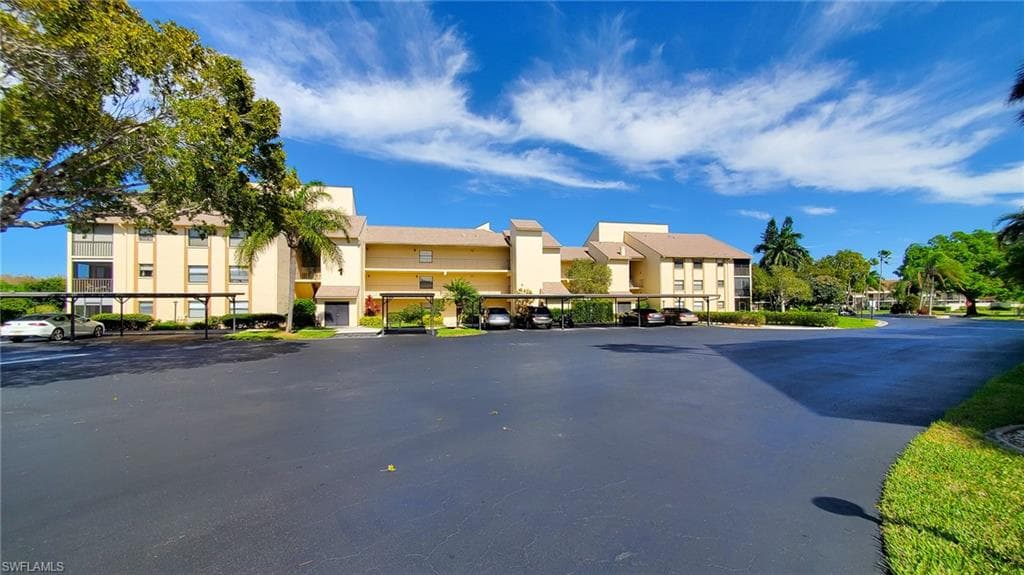 13240 WHITE MARSH LN 12 FORT MYERS, FL 33912