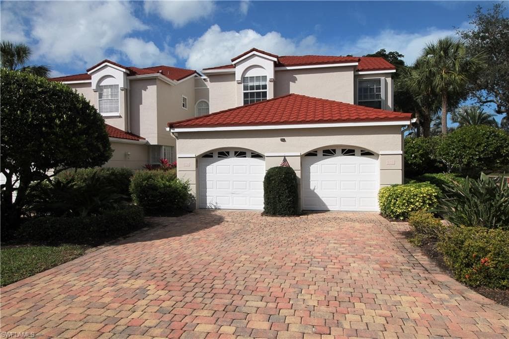 1575 Clermont DR 202 NAPLES, FL 34109
