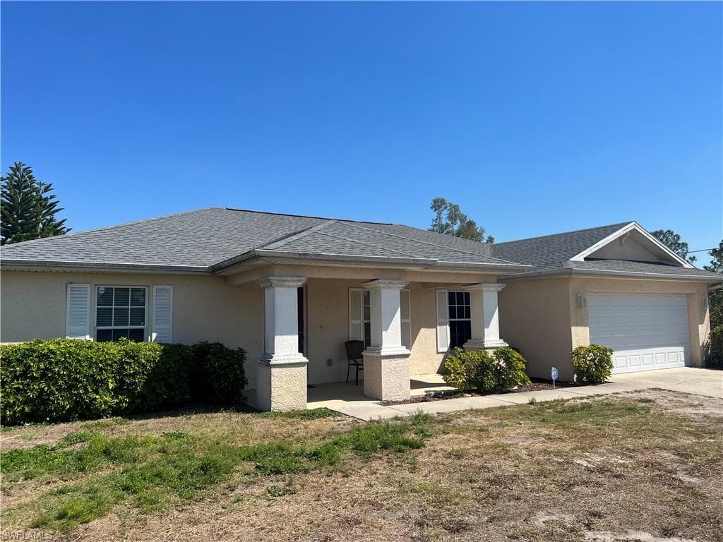1517 Meadow RD LEHIGH ACRES, FL 33976