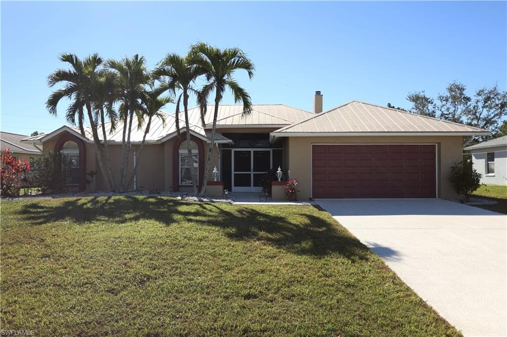 2112 SE 10th LN CAPE CORAL, FL 33990