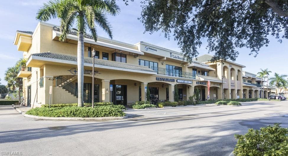 2800 Davis BLVD 205 NAPLES, FL 34104