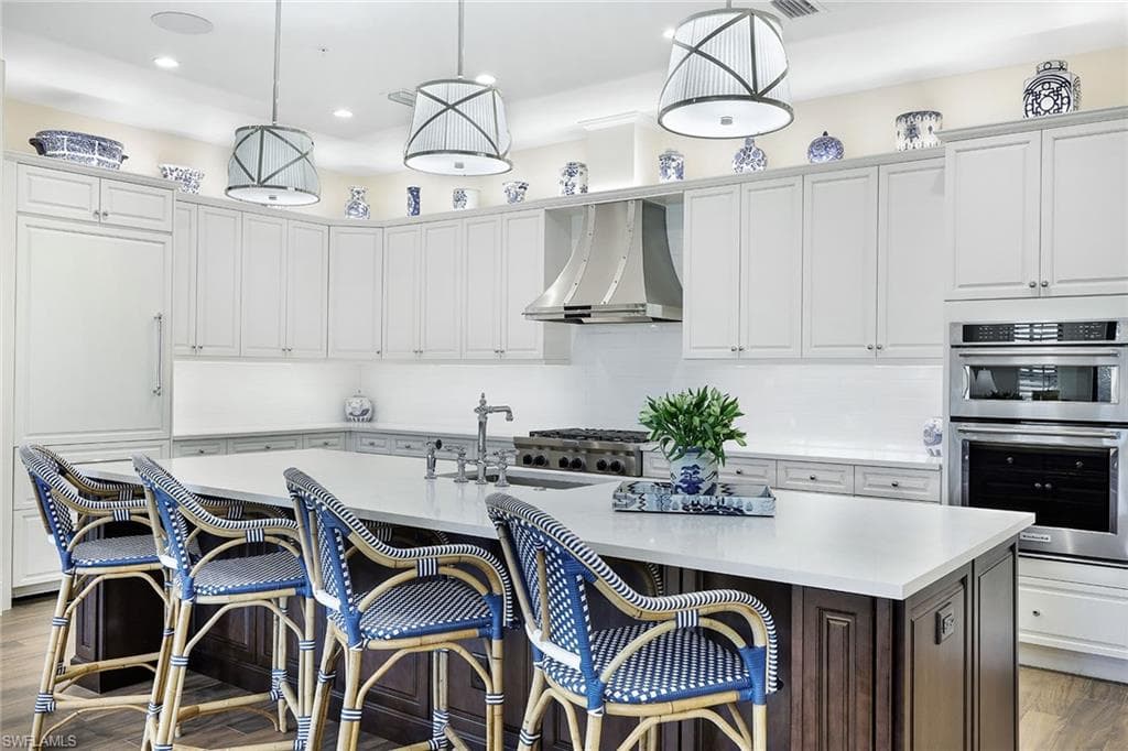 16340 CORSICA WAY 9-202 NAPLES, FL 34110