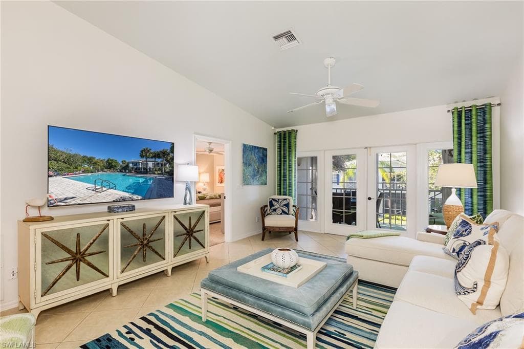 7074 Barrington CIR 201 NAPLES, FL 34108