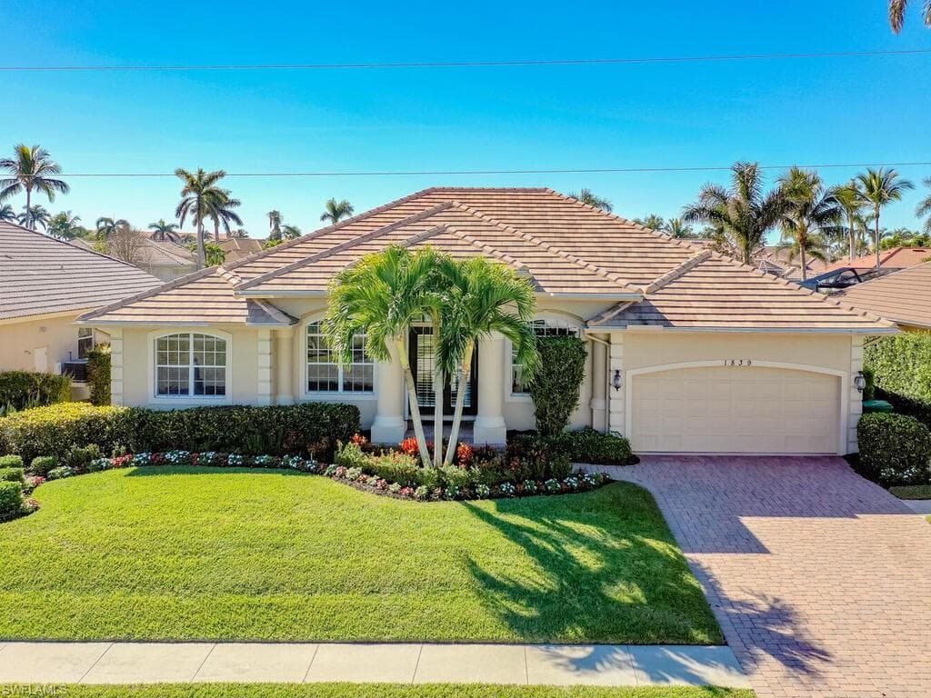 1839 Woodbine CT MARCO ISLAND, FL 34145